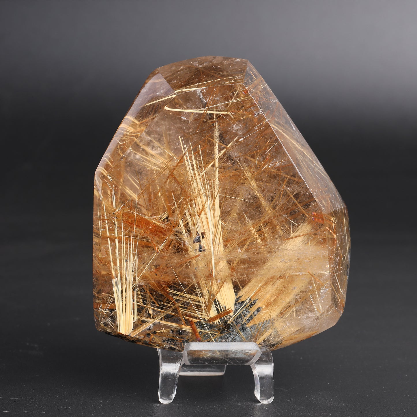 Rutile  crystal