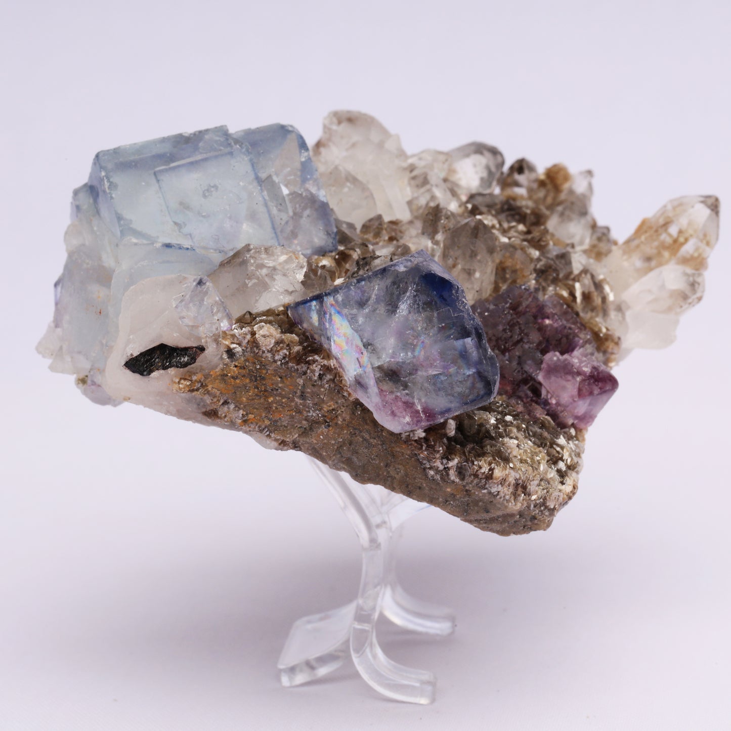 Blue fluorite purple fluorite crystal symbiosis.