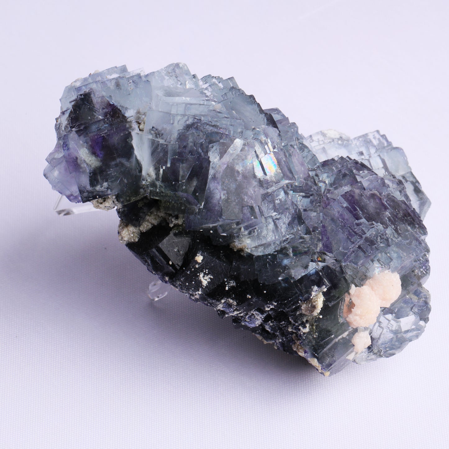 Fluorite calcite symbiosis. Step fluorite.