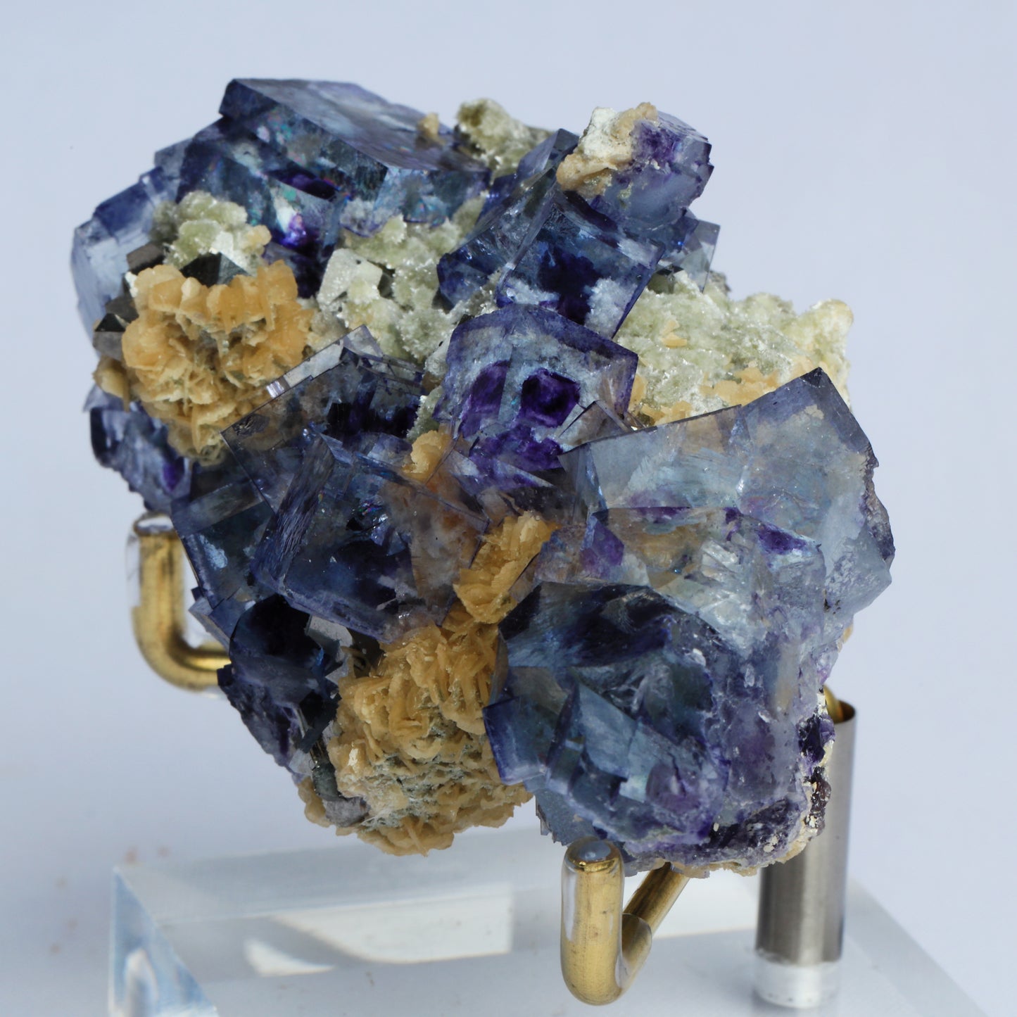 Symbiosis of blue window fluorite calcite pyrite.