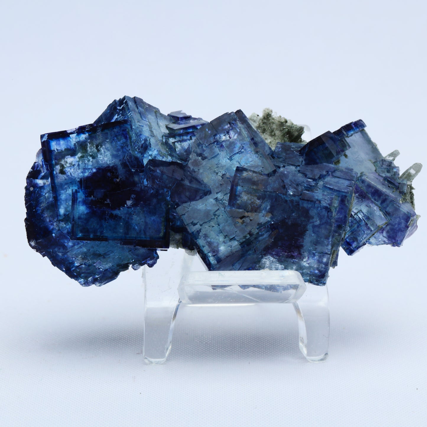 Blue window fluorite crystal symbiosis.